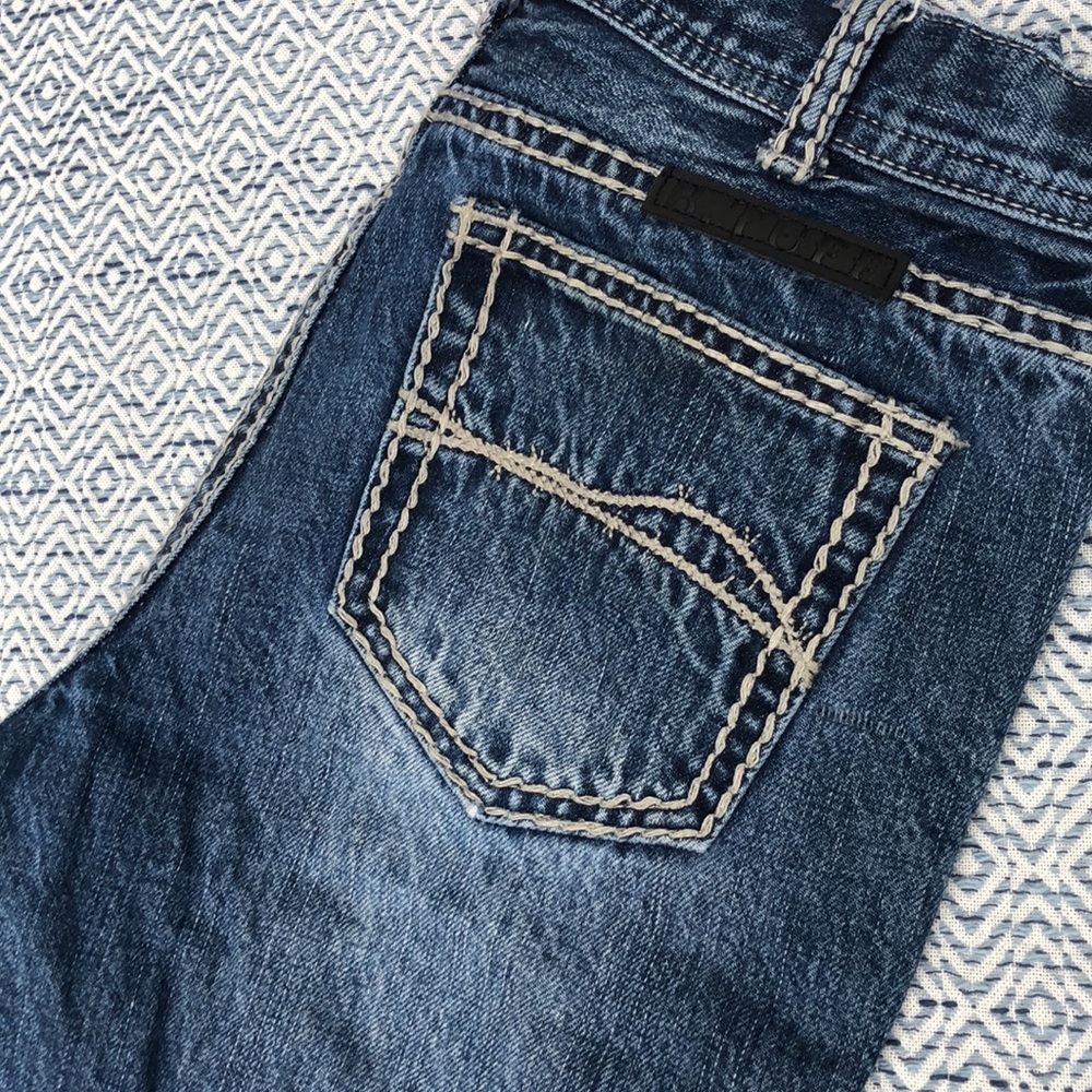 Jeans - Picture 2 of 4
